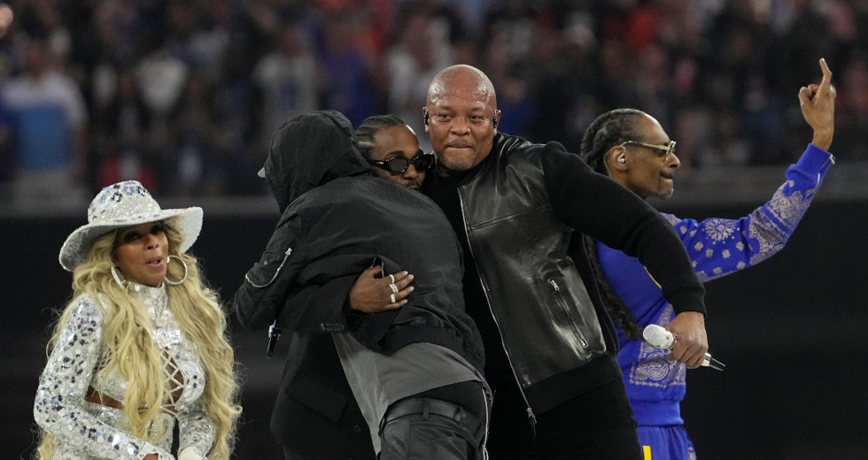 Superbowl: Η αφρόκρεμα του hip hop στο μεγάλο πάρτι του Dr. Dre