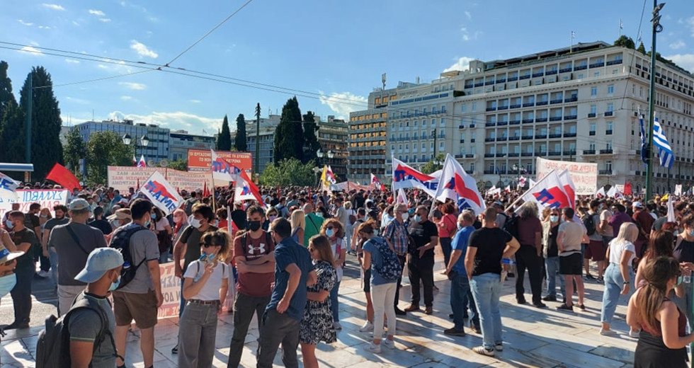 Όλη τη μέρα στους δρόμους οι εργαζόμενοι: Βροντερό «όχι» στο έκτρωμα Χατζηδάκη