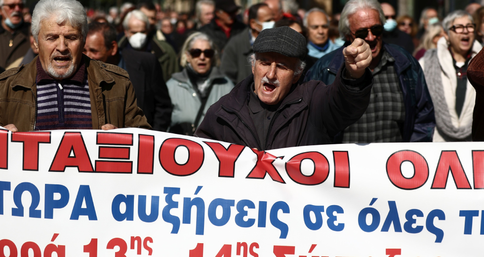 Δεν πείθουν οι προεκλογικές εξαγγελίες Μητσοτάκη – Μαζικά στον δρόμο οι συνταξιούχοι