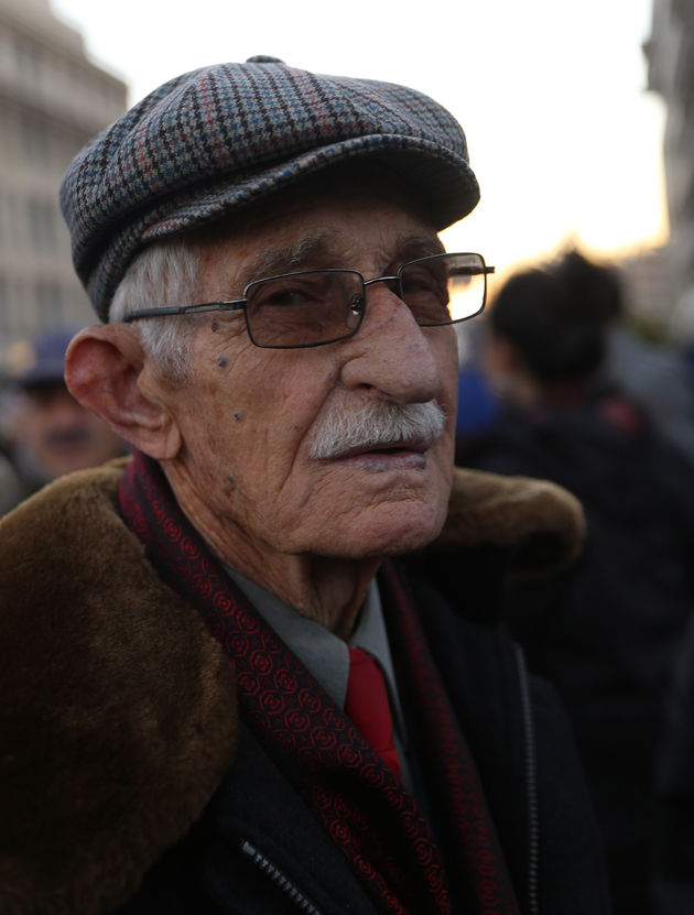 «Πληρώσαμε για συντάξεις, όχι επιδόματα»