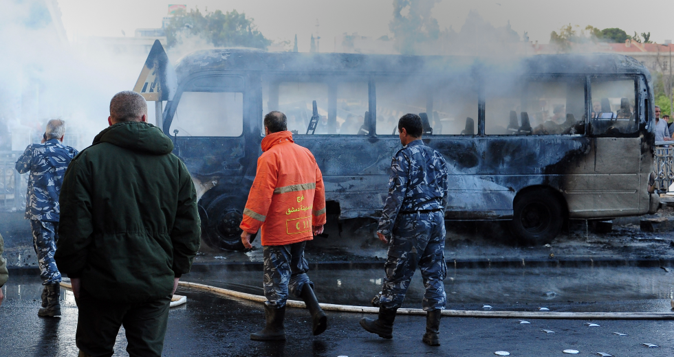 Πολύνεκρη βομβιστική επίθεση και έκρηξη λεωφορείου στη Συρία