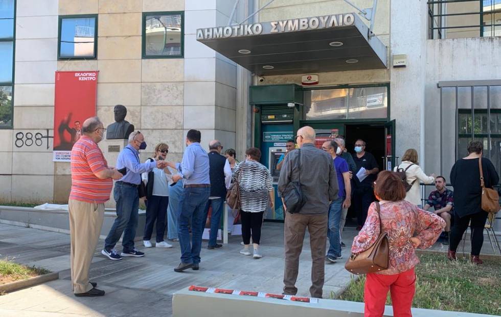 Στιγμιότυπα απ’ τις εκλογές στον ΣΥΡΙΖΑ-ΠΣ