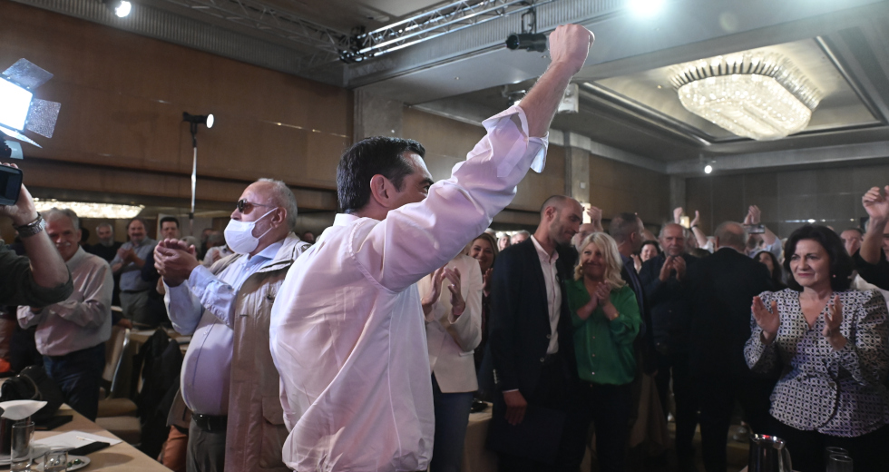 Τσίπρας: Πάμε να αναμετρηθούμε με τη Δεξιά, ο ΣΥΡΙΖΑ δεν έχει τελειώσει