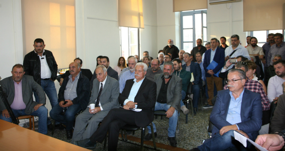 Χανιά: Ευρεία σύσκεψη για τις ζημιές από δάκο και κακοκαιρία