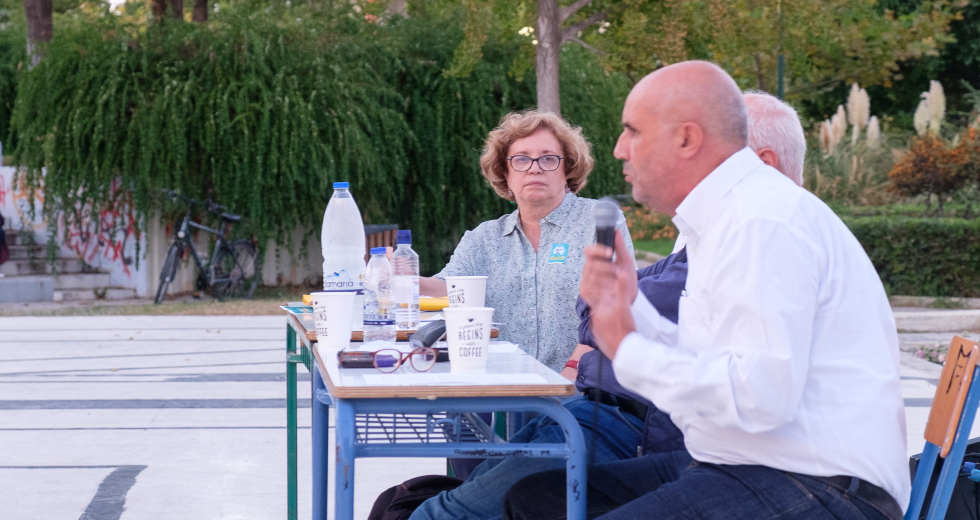 Μαζική συμμετοχή και ξεκάθαρο “ΟΧΙ” στην ξενοδοχοποίηση του λόφου Καστελίου