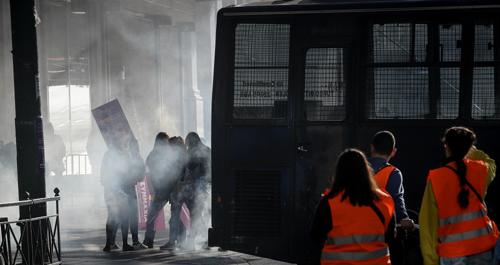 Χόλιγουντ η… πλατεία Συντάγματος