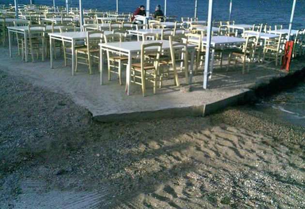 Τίποτα δεν έμεινε αλώβητο