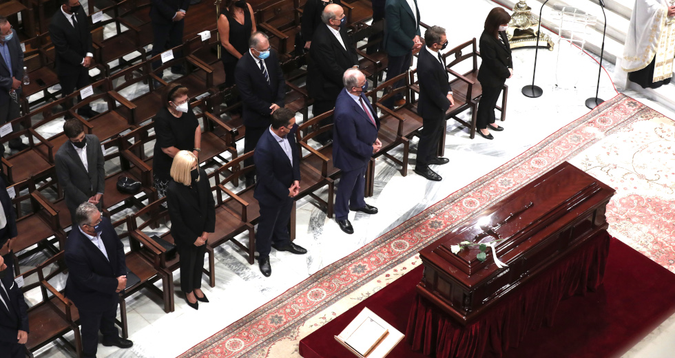 Μίκης Θεοδωράκης: Αθάνατος!