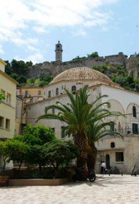 To τέμενος έγινε Βουλή