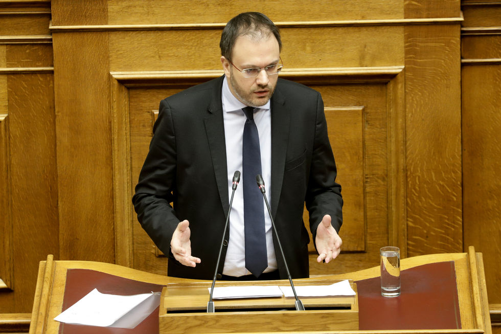 Συναγερμός για την ψήφο εμπιστοσύνης ή δυσπιστίας