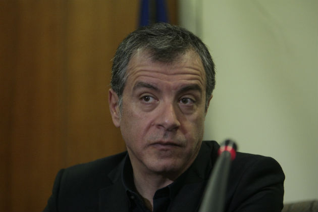 Θεσμική εκτροπή ή μεθοδεύσεις της διαπλοκής;