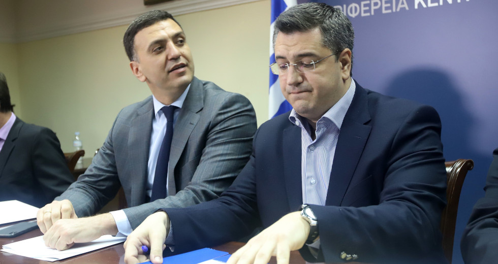 Συσκέψεις και έκτακτα μέτρα μετά το πρώτο κρούσμα κορονοϊού στην Ελλάδα
