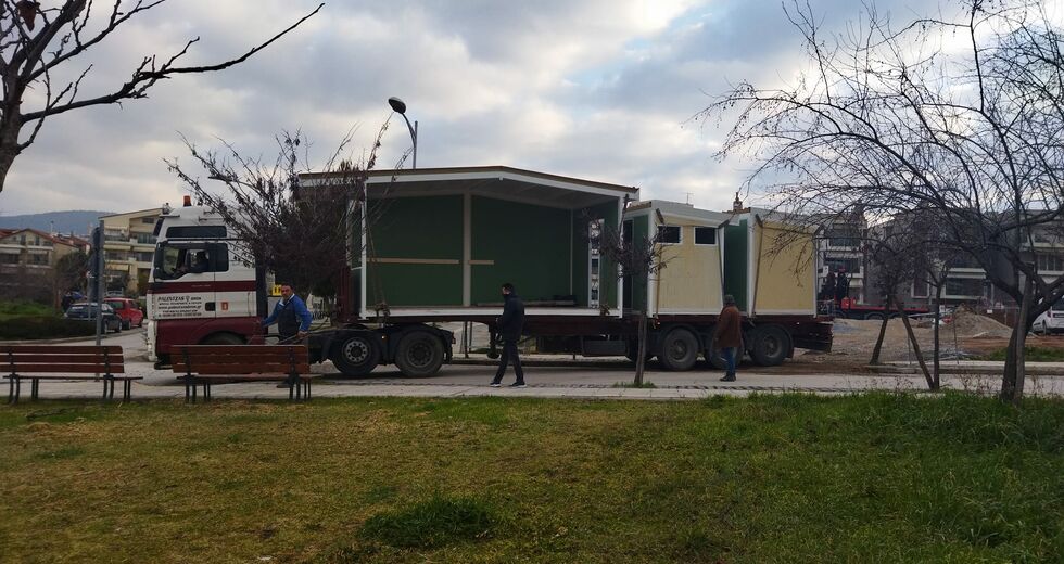 Κόψανε και… κορδέλα σε προκάτ σχολικές μονάδες