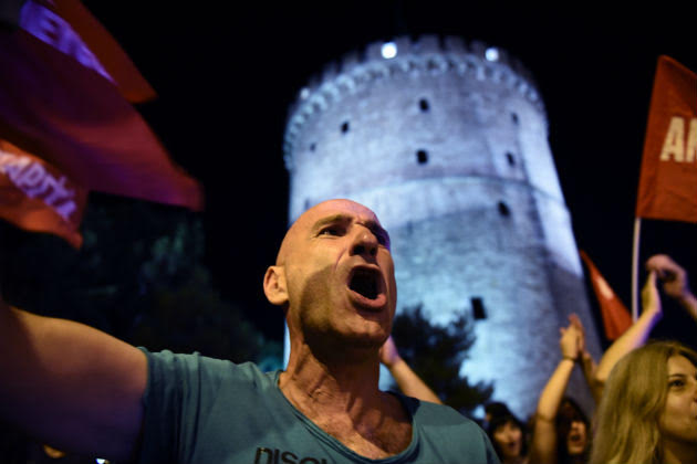 Πανηγυρικές συγκεντρώσεις σε όλη την Ελλάδα για το «όχι»