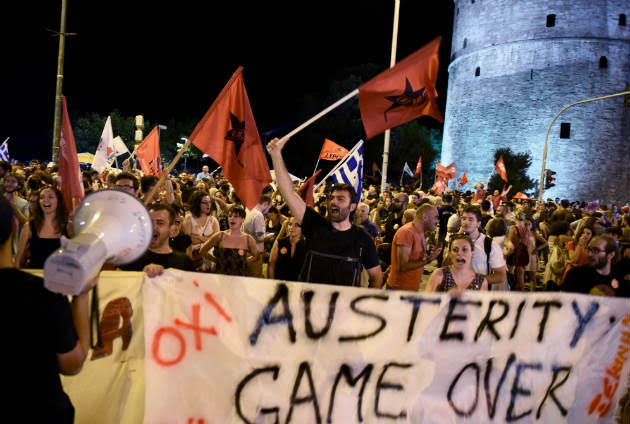 Πανηγυρικές συγκεντρώσεις σε όλη την Ελλάδα για το «όχι»