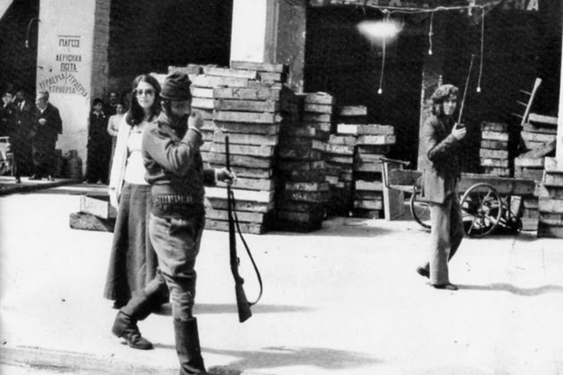 Δέκα επιθεωρήσεις με το «Ελεύθερο», «Θίασος» με Αγγελόπουλο