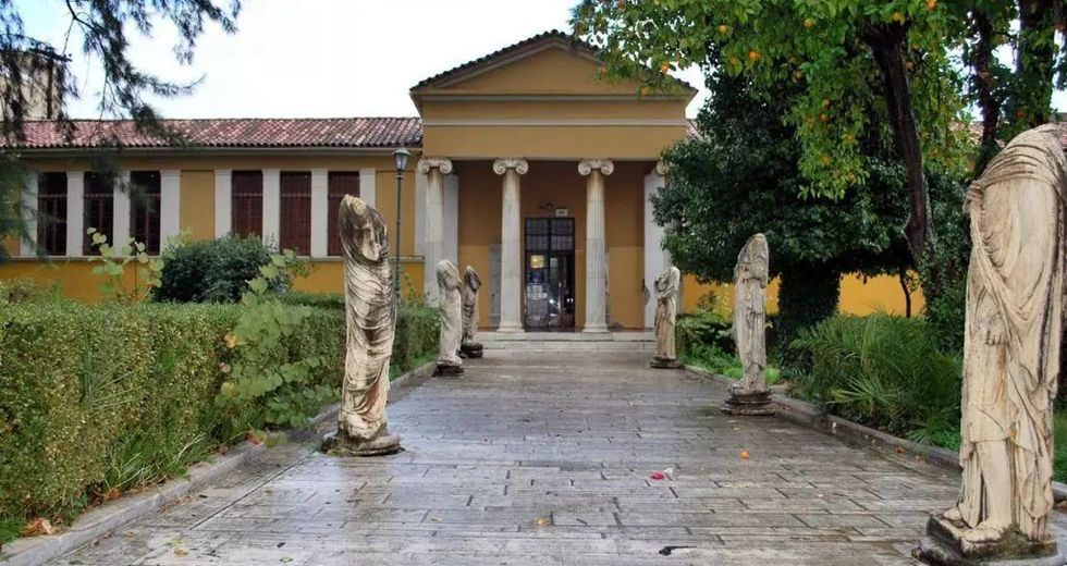 Ρέντζο Πιάνο στη Σπάρτη και κλακέτα για το σινεμά