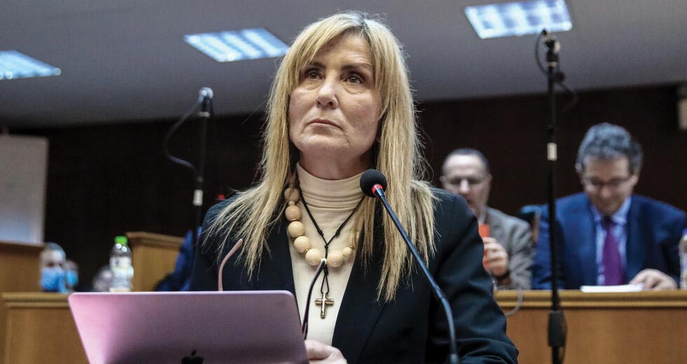 Τουλουπάκη και Τζούρας μήνυσαν τον Φρουζή της Novartis για όσα κατέθεσε