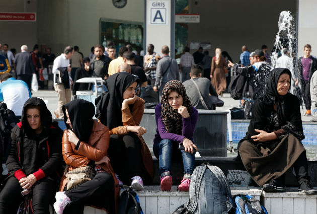 Ο δρόμος για τον βυθό της Μεσογείου είναι στρωμένος με δολάρια