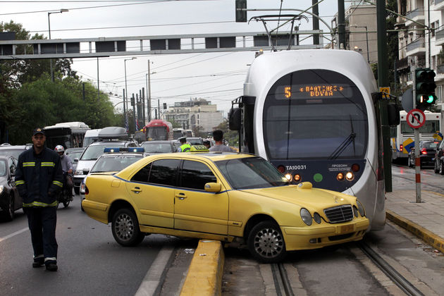 Το αλκοόλ και η ταχύτητα σκοτώνουν ανεμπόδιστα. Ως πότε;