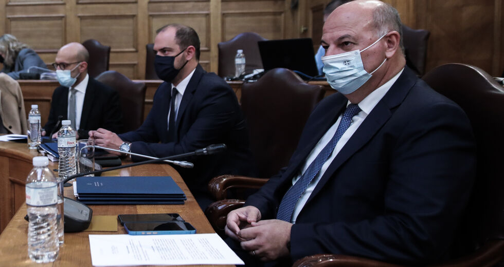 Διατάξεις για τους δικαστές, πλην όμως εναντίον τους