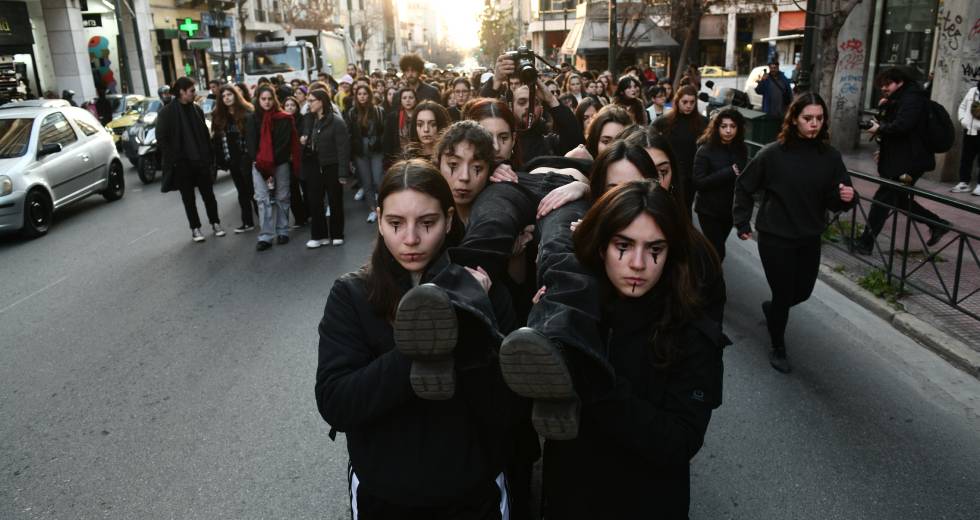 Μεγάλη πορεία και συνέλευση αγώνα στο ΡΕΞ παραμονή της συνάντησης με Μητσοτάκη