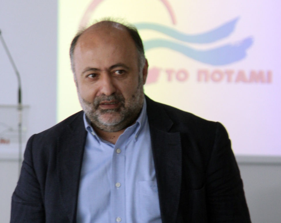 Ολοι οι δρόμοι οδηγούν δεξιά!