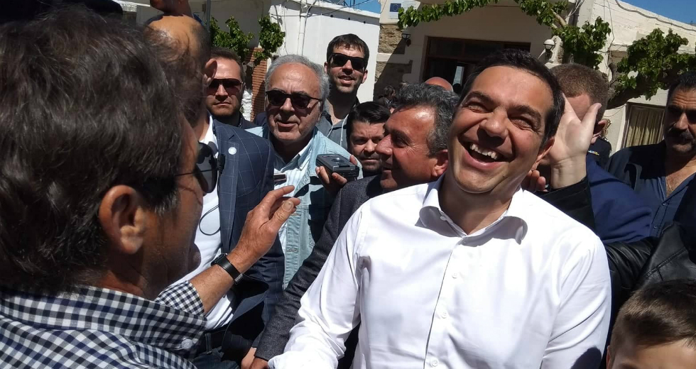 Σε Ανώγεια και Σπήλι ο Αλ. Τσίπρας πριν από την ομιλία στα Χανιά