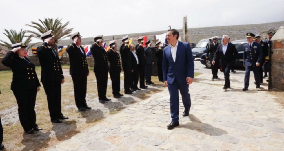Μηνύματα για την Ανάσταση από τον Αλ. Τσίπρα και τον Κυρ. Μητσοτάκη