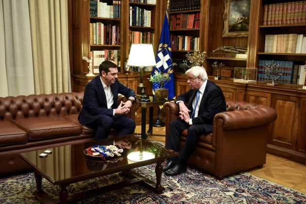 Κοινό μήνυμα Τσίπρα-Παυλόπουλου κατά του αλυτρωτισμού