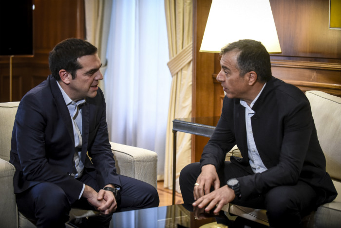 Στην αρχή με φόρα, μετά… ανηφόρα
