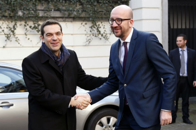 Όταν ο Αλέξης γνώρισε την Ανγκέλα, με τις 50 αποχρώσεις του γκρι