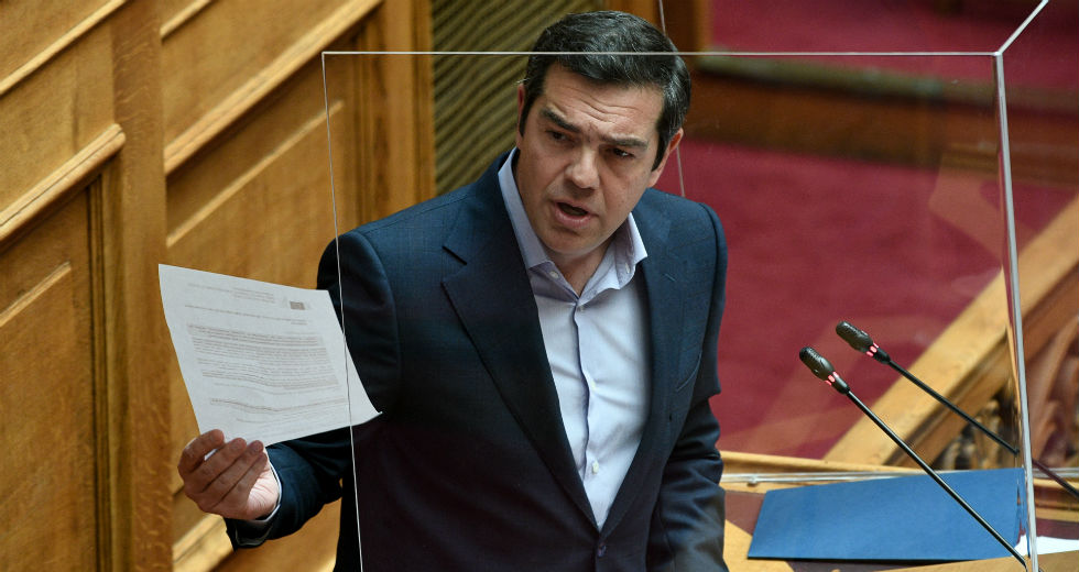 Πυρ ομαδόν κατά Βρούτση και κυβέρνησης για το φιάσκο με τα voucher