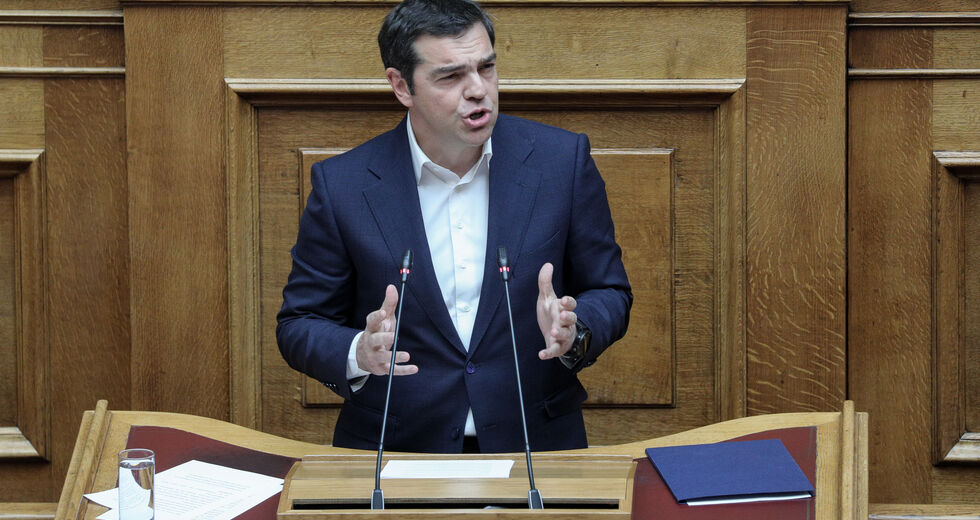 Συναίνεση σε άδεια έδρανα για την κρίση του κορονοϊού