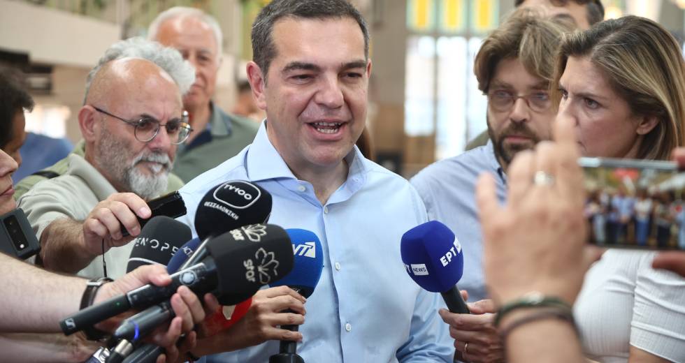 «Την επόμενη μέρα θα είμαστε εκεί» το τελευταίο μήνυμα Τσίπρα πριν την κάλπη