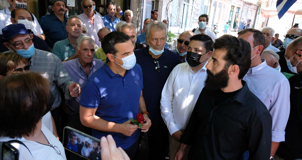 «Παιδαριώδης η διαχείριση της πανδημίας»