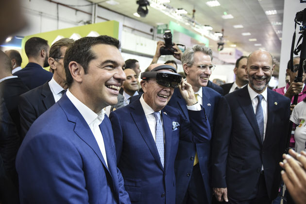 Στην τρικυμία με…  βάρκα μια συμφωνία