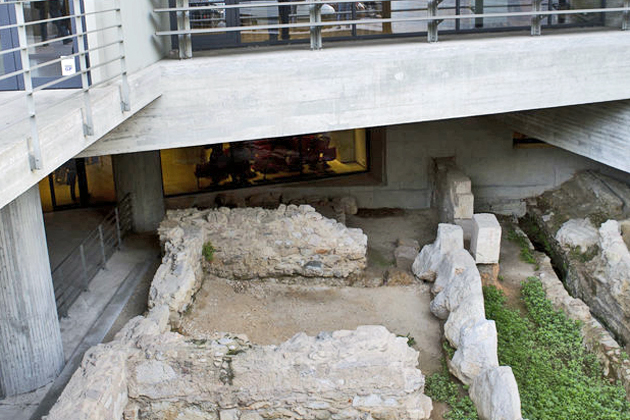 Το μπετόν σε αρμονία με τα αρχαία