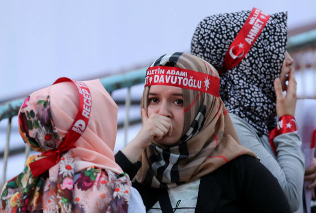 Οι ψηφοφόροι συνέτριψαν τα όνειρα του Ερντογάν για υπερεξουσίες