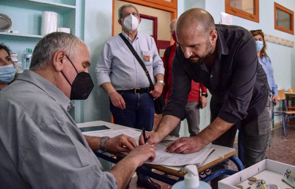 Κάλπες στον ΣΥΡΙΖΑ με στοίχημα ένα «ξεκάθαρο μήνυμα πολιτικής αλλαγής»