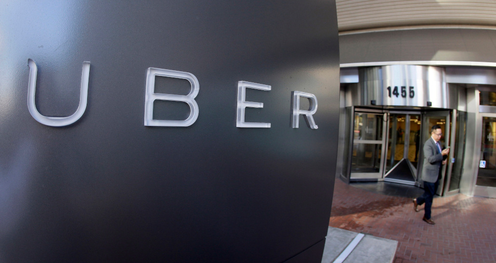 Τα Uber Files «καίνε» τον Εμανουέλ Μακρόν