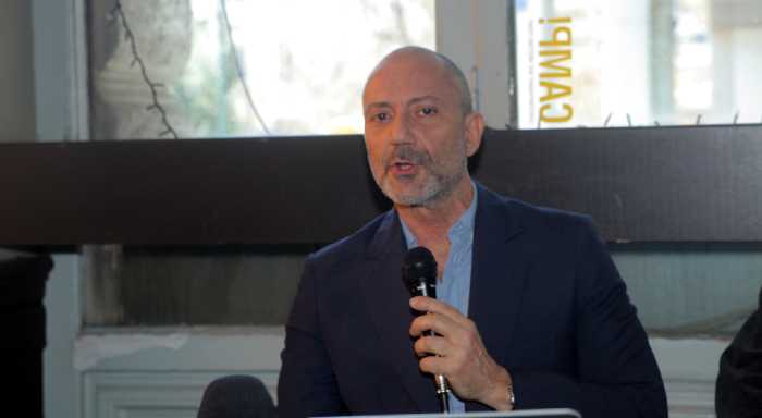 Οι ΛΟΑΤΚΙ που κατεβαίνουν στις εκλογές με υπερηφάνεια