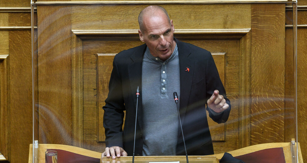 Η αντιπολίτευση βάλλει για τις μισές αλήθειες και τα «μέτρα ασπιρίνες» από Μητσοτάκη