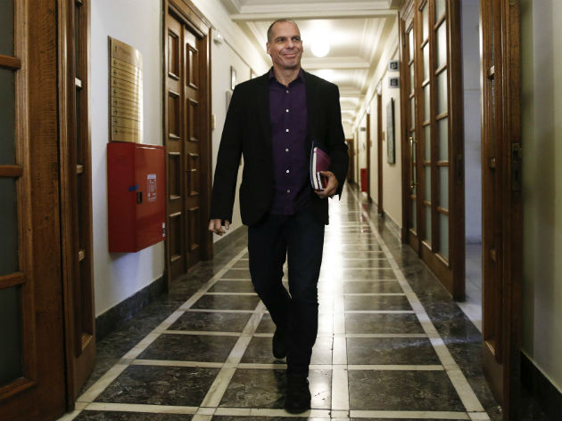 Το Charlie επέστρεψε… με συνέντευξη Βαρουφάκη