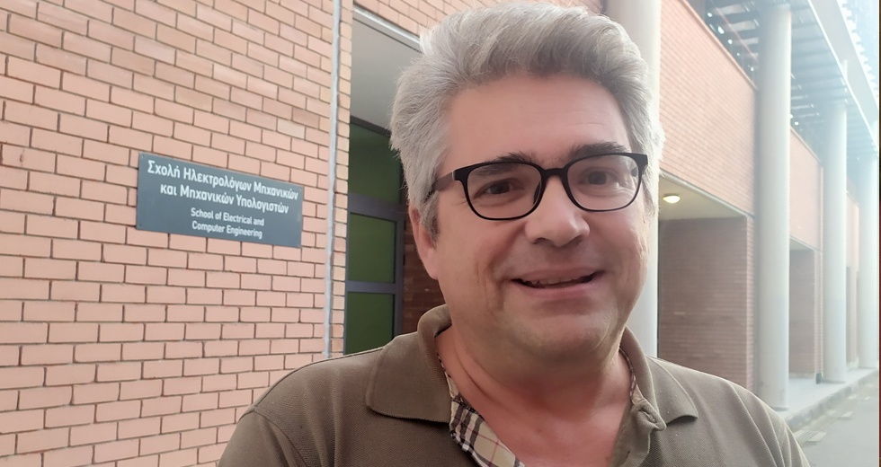 Σε ρόλο εμπρηστή η Κεραμέως
