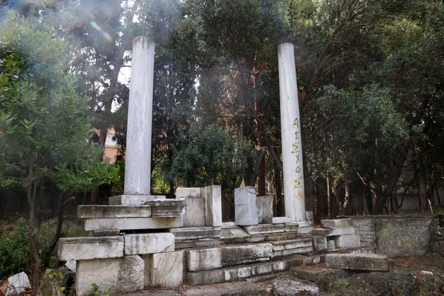 Ενεση ζωής στο παλάτι