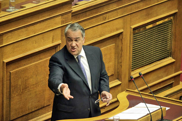 «Ψεκασμένοι» Ελληνες εντός και εκτός Βουλής
