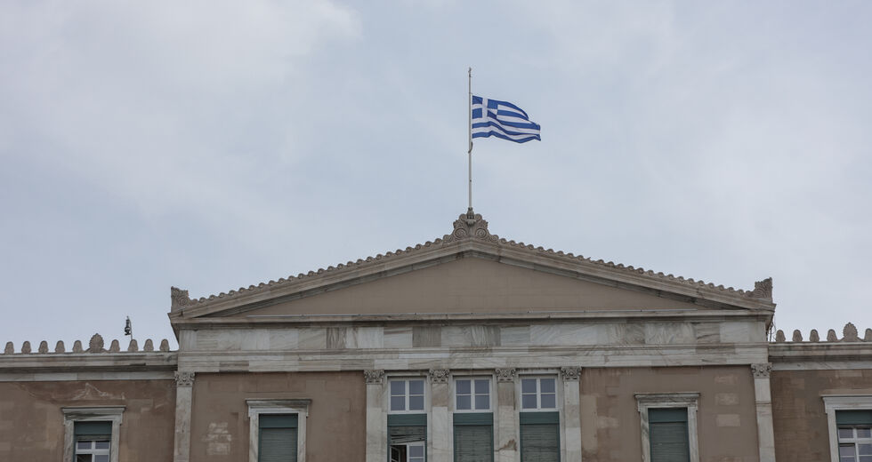 Πότε κλείνει η Βουλή και πώς θα διεξαχθούν οι εκλογές με απλή αναλογική