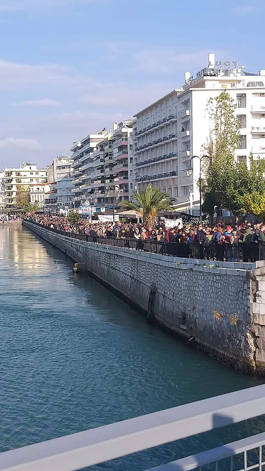 Μεγαλειώδης συγκέντρωση στη Χαλκίδα ενάντια στα αιολικά σε Εύβοια και Σκύρο