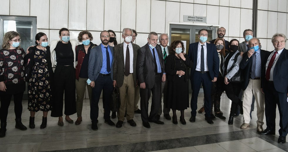 Τα τελευταία καρέ μίας ιστορικής δίκης